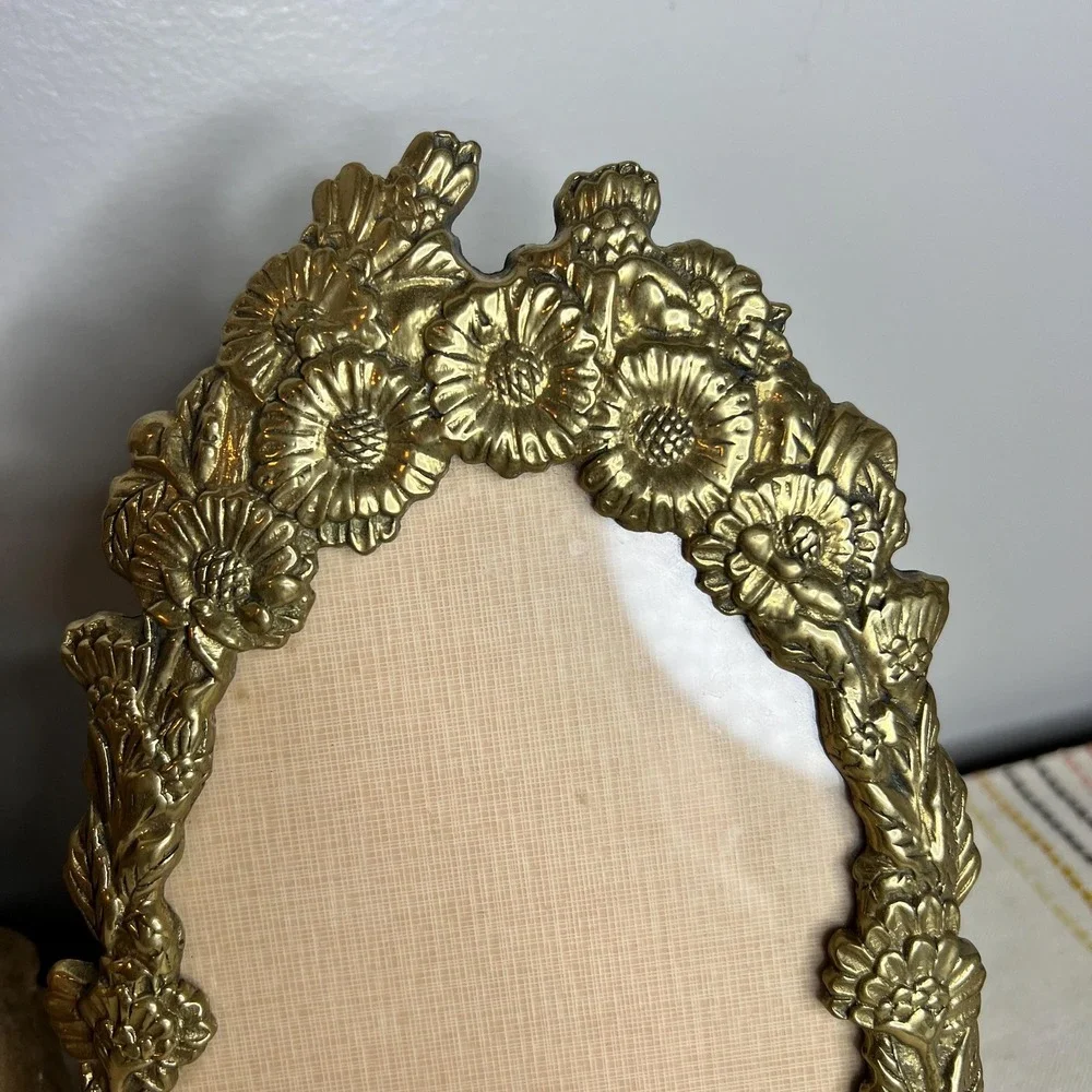 Vintage Brass Oval Picture Frame Victorian Style 9.5